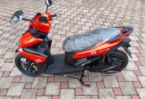 Электроскутер CRUZZER ROCKET 2000W 72V 32Ah